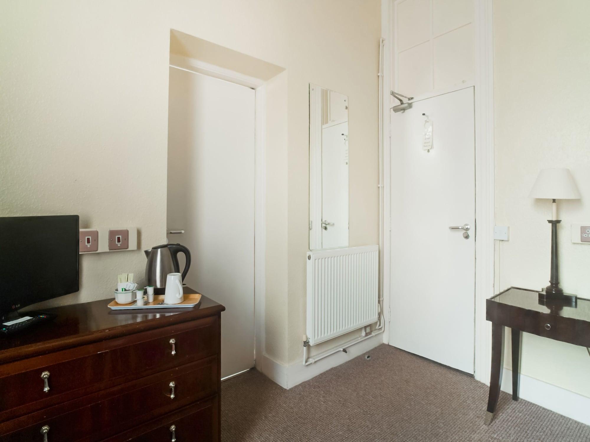 Oyo The Palm Court Hotel Eastbourne Zewnętrze zdjęcie