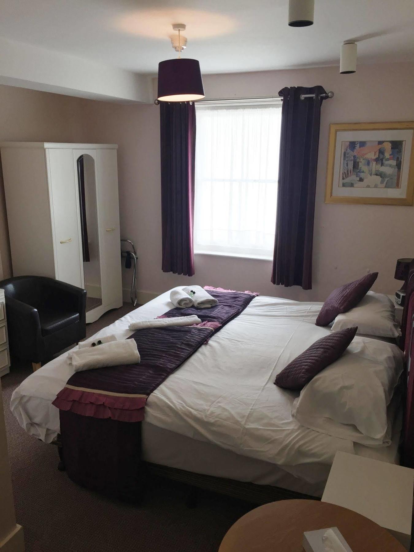 Oyo The Palm Court Hotel Eastbourne Zewnętrze zdjęcie