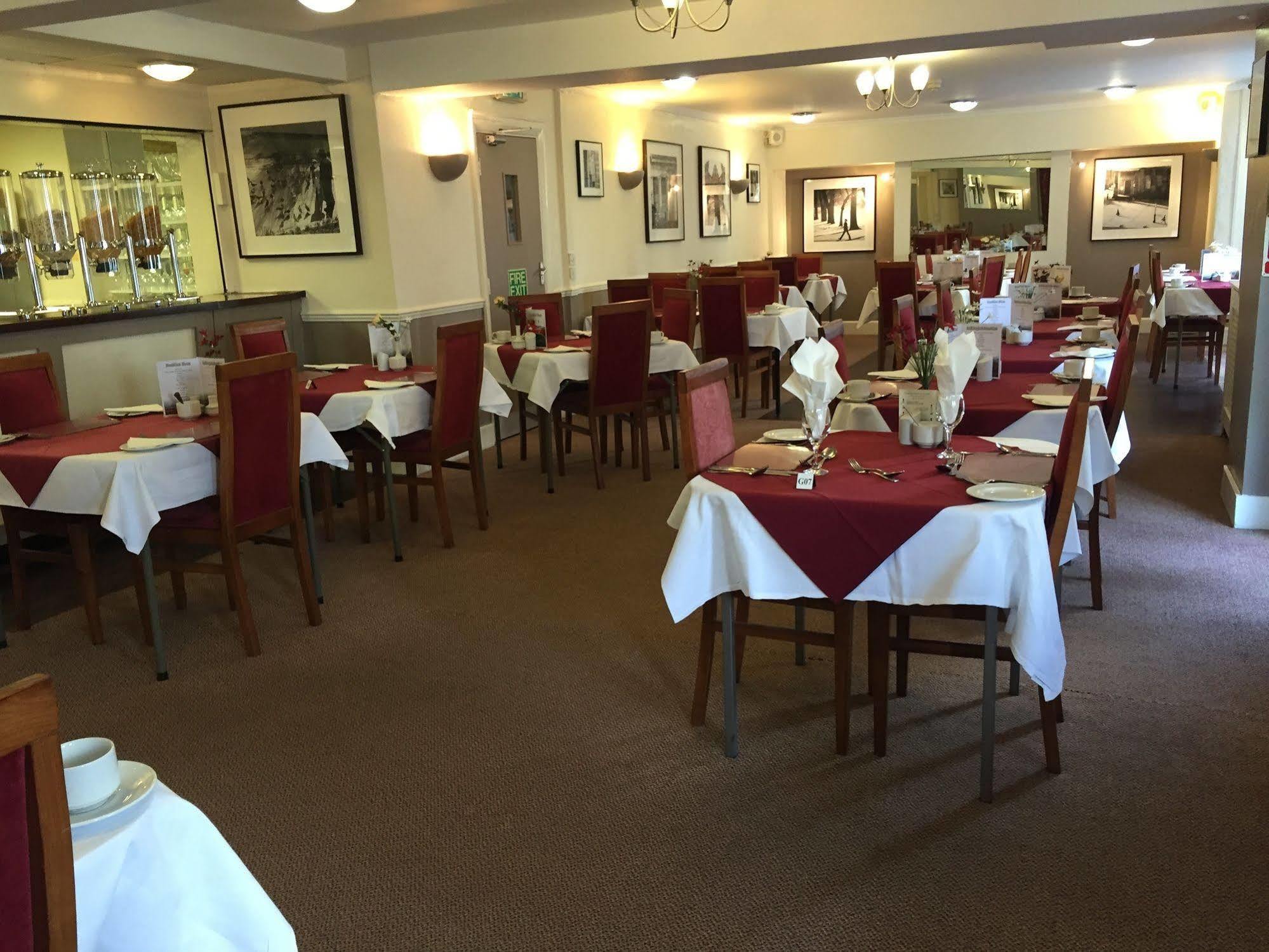 Oyo The Palm Court Hotel Eastbourne Zewnętrze zdjęcie
