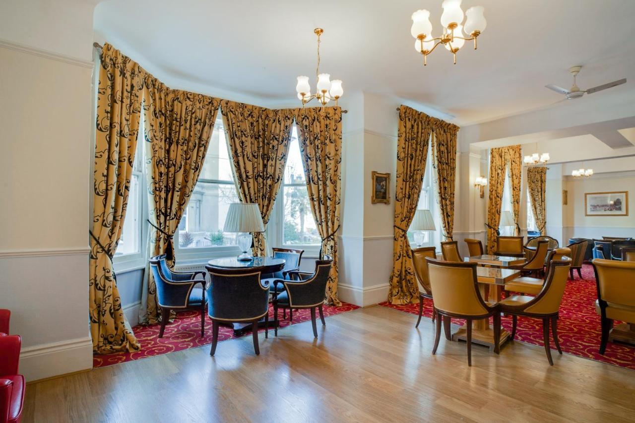 Oyo The Palm Court Hotel Eastbourne Zewnętrze zdjęcie